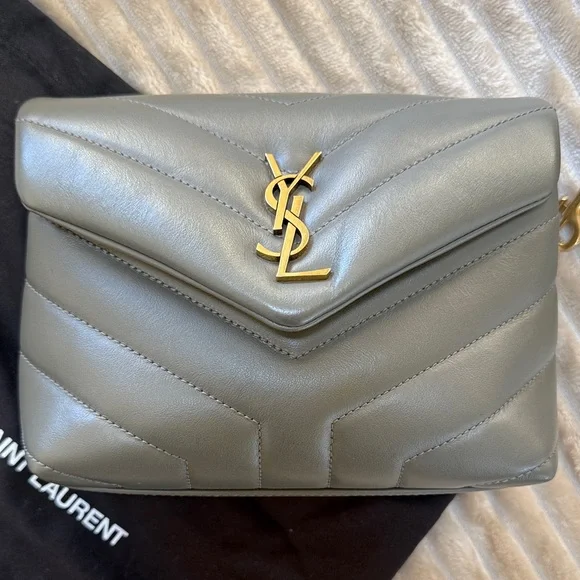 Saint Laurent Green Quilted Toy Loulou Crossbody Bag - Picture 2 of 7